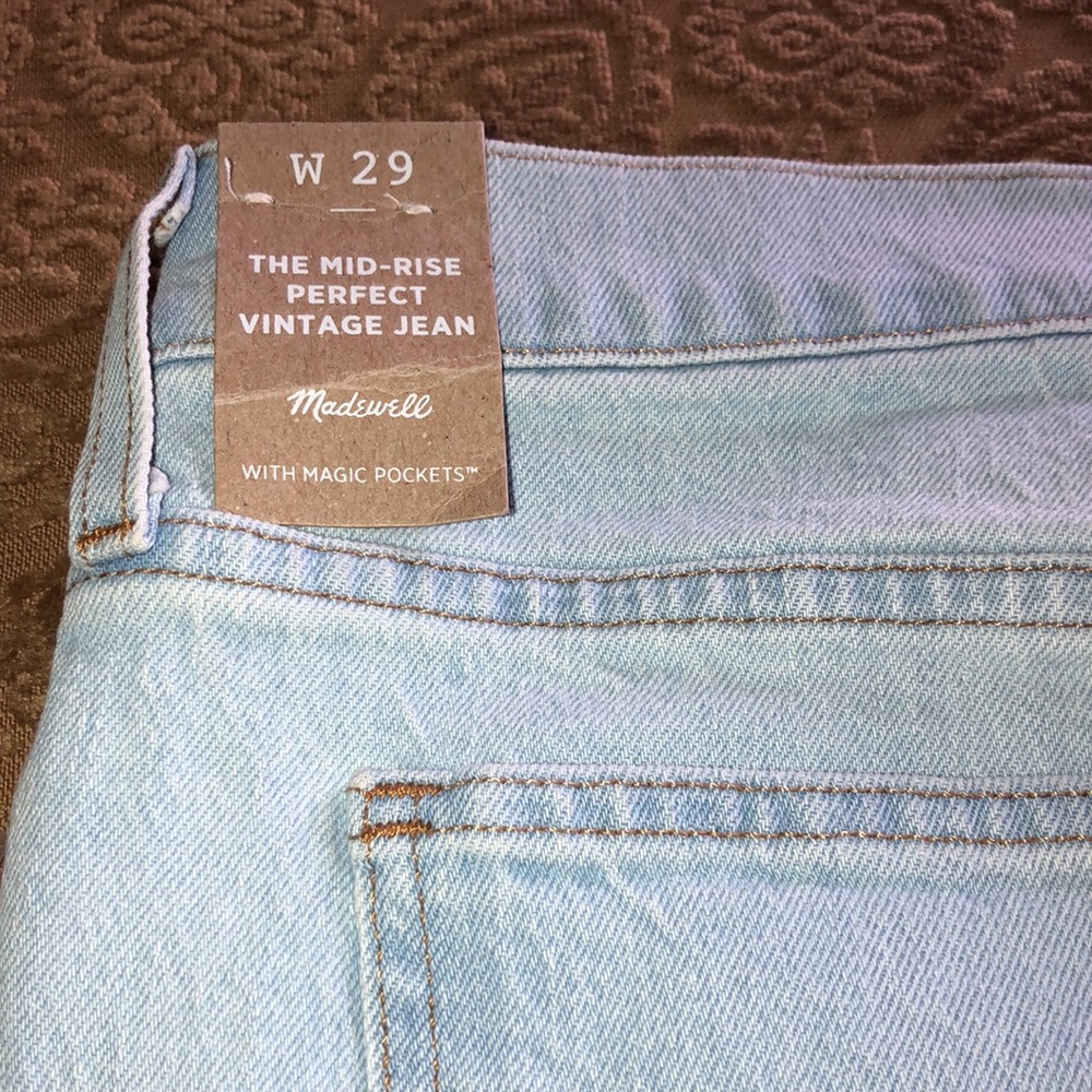 Madewell The Mid-Rise Perfect Vintage Jean in Fitzgerald Wash - Picture 10 of 11